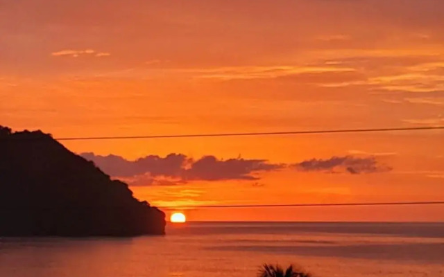 Las Cuevas Beach Lodge