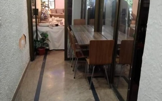 Royal suites Hotel