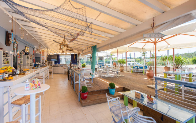 Aphrodite Beachfront Roda