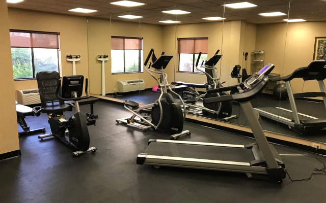 Holiday Inn Express Hotel & Suites Barstow-Outlet Center by IHG