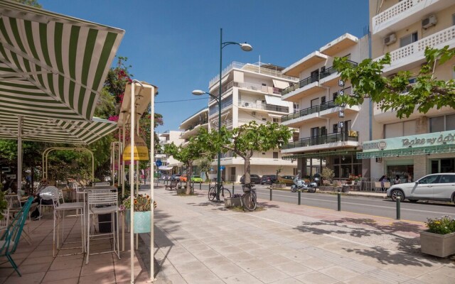 Seafront Apartment Grace