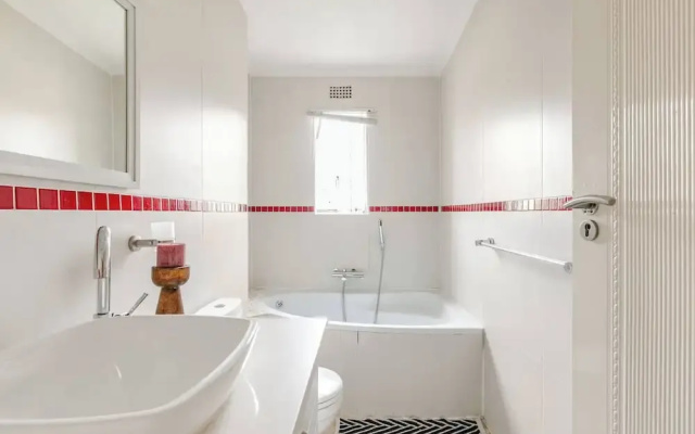 Cosy 2bed in Heart of Sandton
