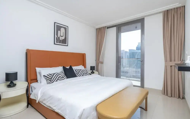 1BR Dlx City View Near Dubai Mall by Belvilla