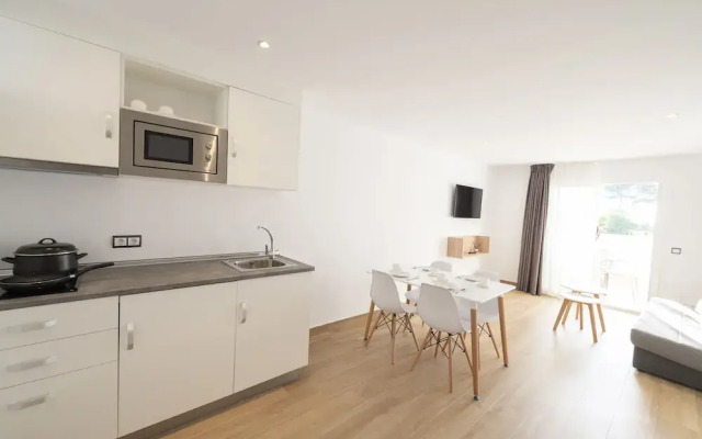 Apartamentos Blanco Sol