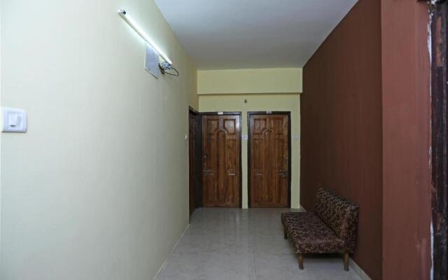 FabExpress Paradise Inn II