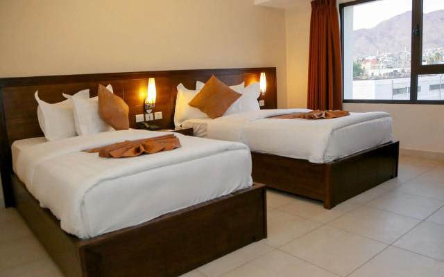 City Tower Hotel