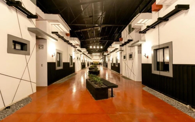 D la Torre Hotel
