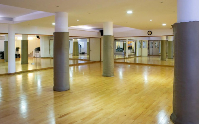Cleopatra Hotel