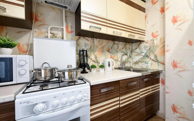 Пять Звёзд в Мирном 6/1