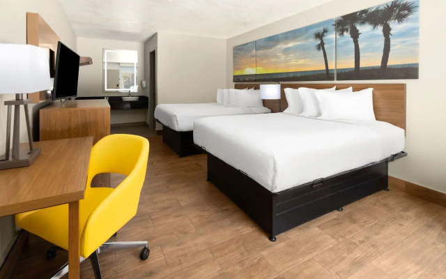 Days Inn by Wyndham Hardeeville Near Hilton Head