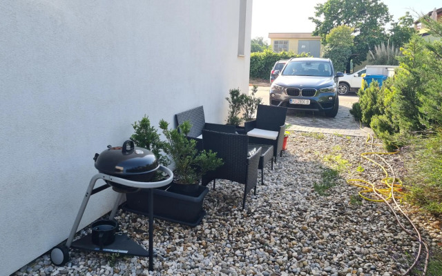 STUDIO apartment Doki