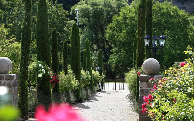 Wein und Landhaus Kallfels