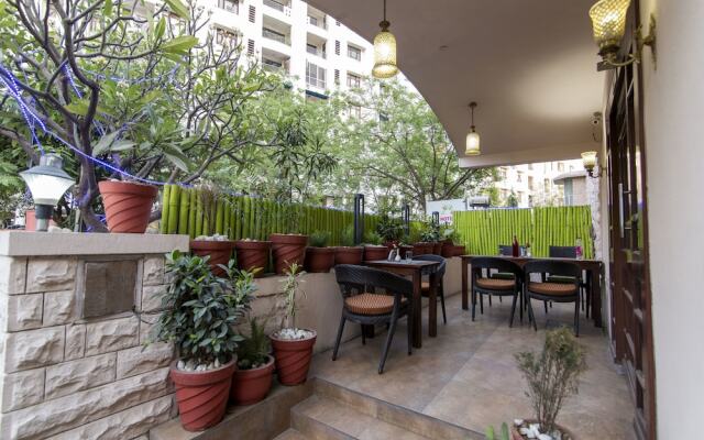 OYO 2072 Hotel Indigo Heritage