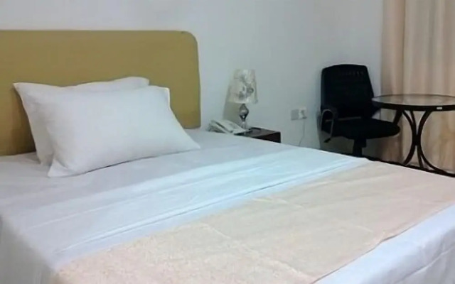 Elegance Boutique Hotel