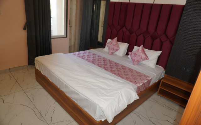 Hotel Galaxy 700