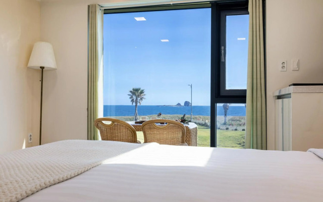 Sun & Moon Resort