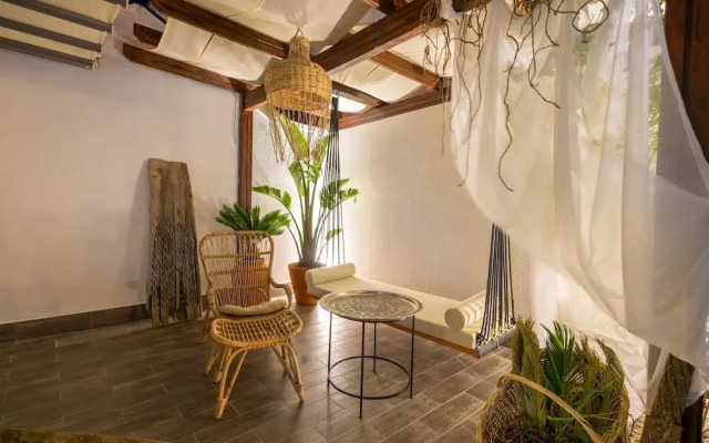 Maye Residence