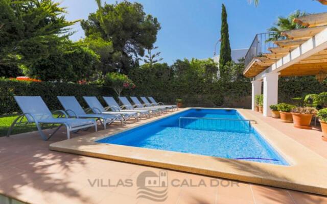 Villa Marques de Comillas 12