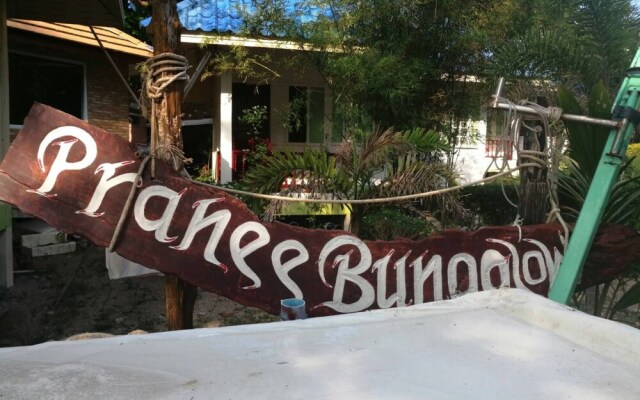 Pranee Bungalow