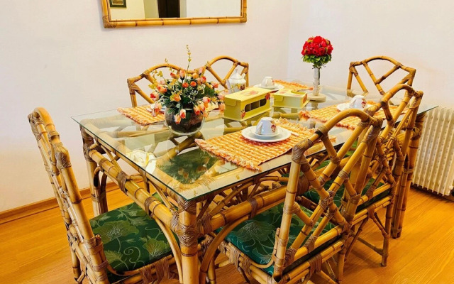 Apartamento a 3 quadras da Rua Coberta