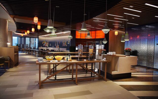Hyatt Place Sanya City Center