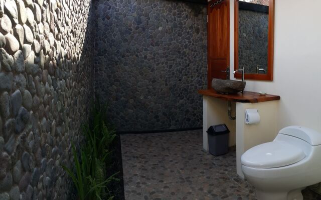 Mango Tree Inn