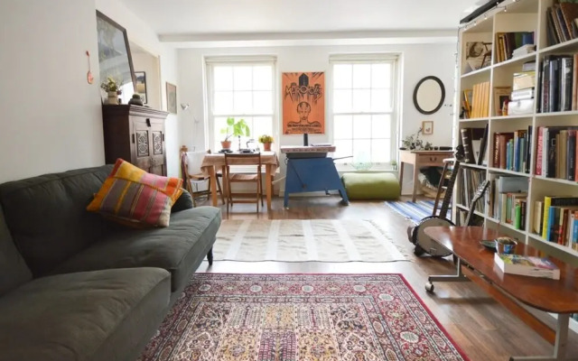 Bright and Cosy Studio Apartment in Stokes Croft
