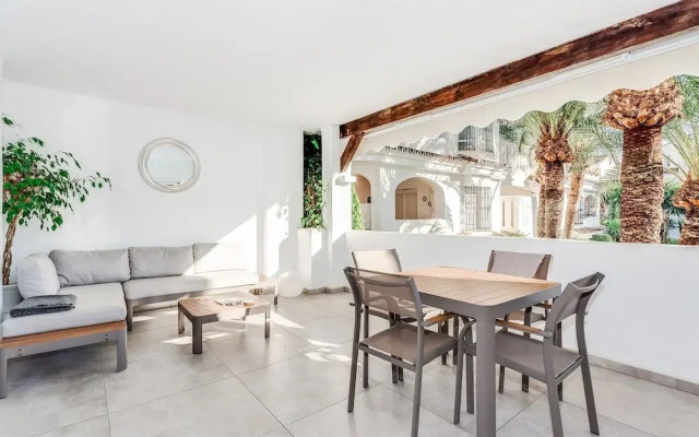 Spacious Penthouse in Los Naranjos - Up to 8 GUESTS!