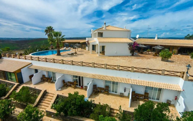 Monte da Bravura Green Resort