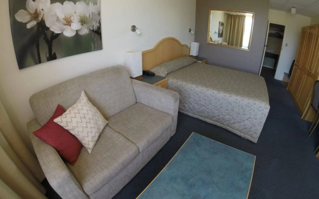 Adelaide International Motel