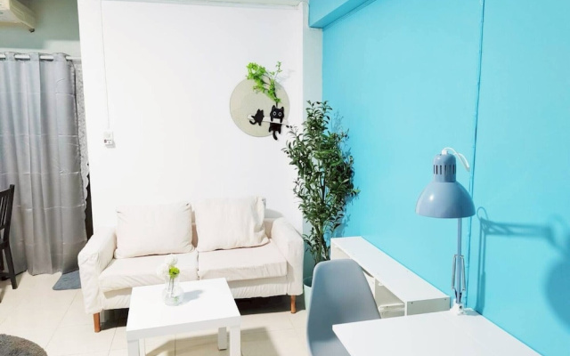 Stay with Ease at Grand Residence 12
