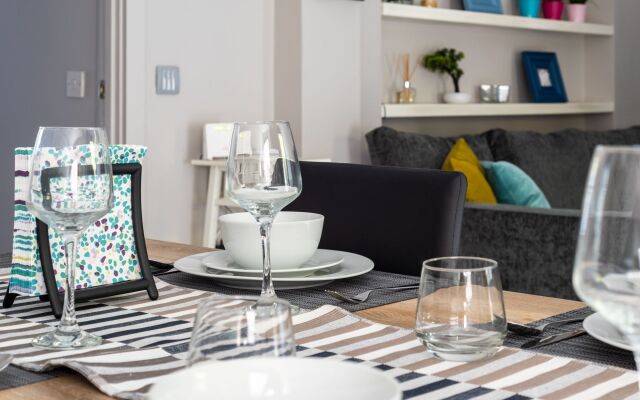 YKP Apartments - Mornington Crescent
