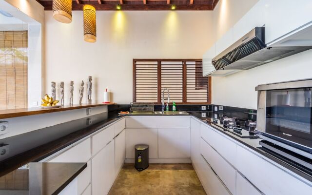 Pristine Villa Yuyu Balian