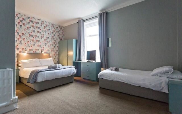Sandcliff Guest House