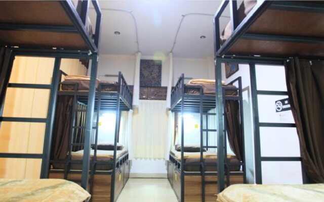 Ode Hostel
