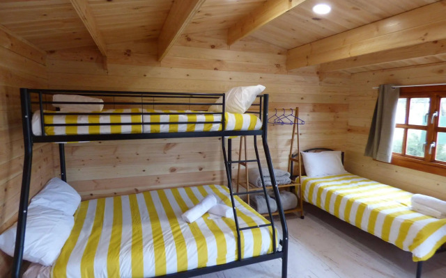 Tenterfield Lodge and Caravan Park