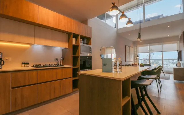 Elegant 3BR Duplex With Balcony in Miraflores