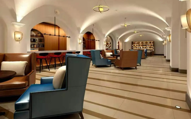 Beihai Yintan Qiaogang Passenger Terminal Park Inn by Radisson