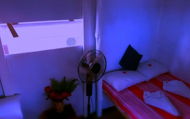 Luna Beach Home & Cabanas - Hostel