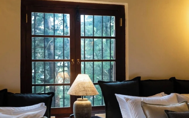 Tathya Hills - Luxe Garden Retreat