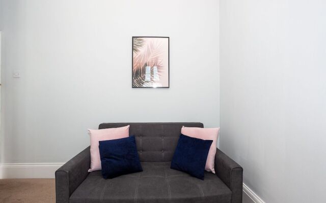 Compass Point by Sorted Stay