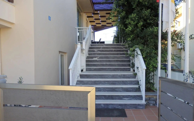 Zannis Hotel