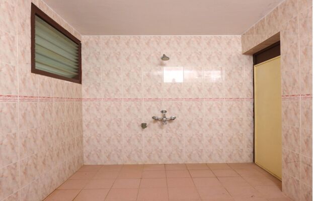 OYO 9833 Home 3BHK Reddiyarpalayam
