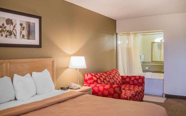 Quality Inn Port Clinton Waterfront