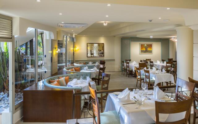 Aquamare Beach Hotel & Spa