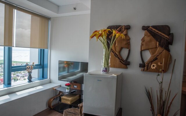 Titan Condo at Entrata Alabang