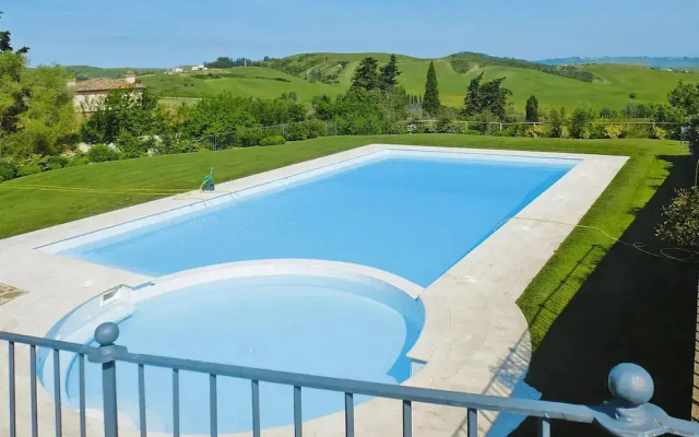 Apartment in Tuscany With Pool & Golf