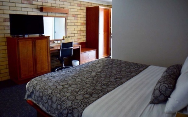 The Western Heritage Motor Inn – Guest Rooms – Moranbah