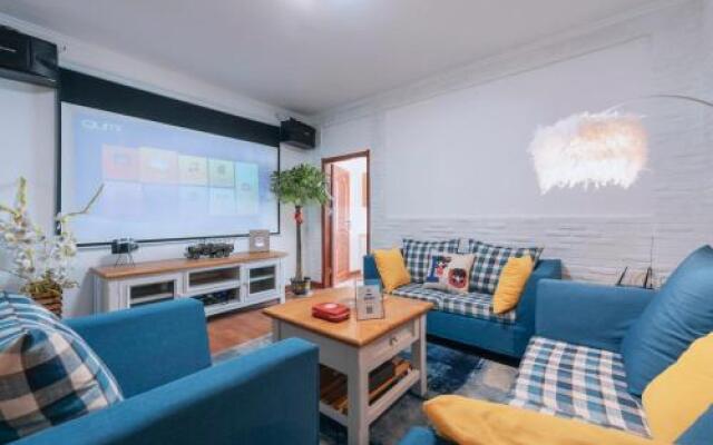 Xi’an Beilin·South Gate Subway Station· Locals Apartment 00172100