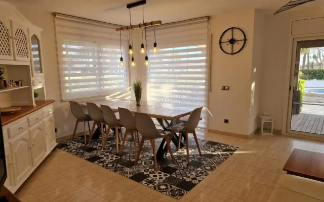 Riumar "Primavera", 50m to beach, private pool, On-Site-Service, dog beach